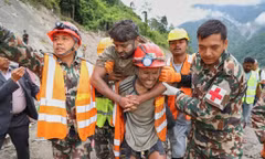 Việt Nam viện trợ khẩn cấp 300.000 USD giúp Nepal khắc phục hậu quả thiên tai