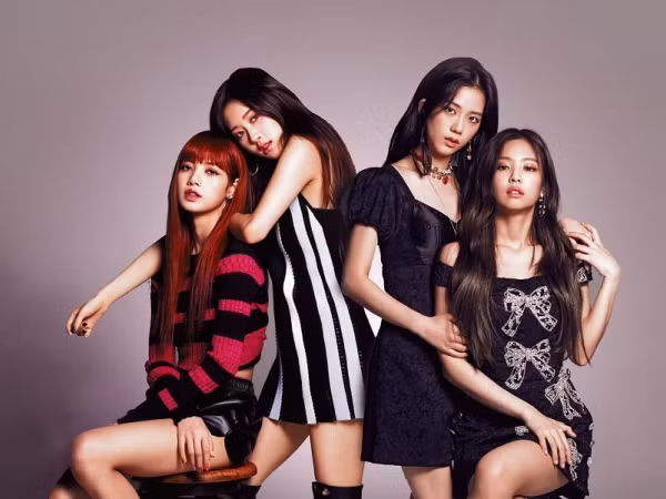Nếu là một chàng trai, Rosé sẽ chọn cô gái nào của Black Pink để thả thính?