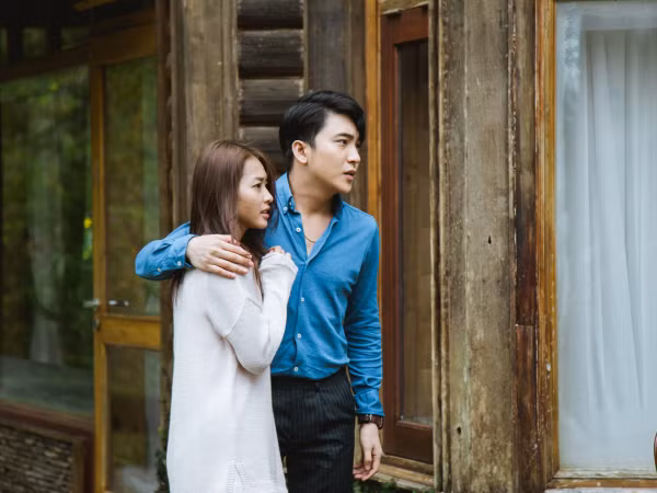 "100 Ngày Bên Em" hé lộ người thứ 3 xen ngang cuộc tình Jun Phạm - Khả Ngân