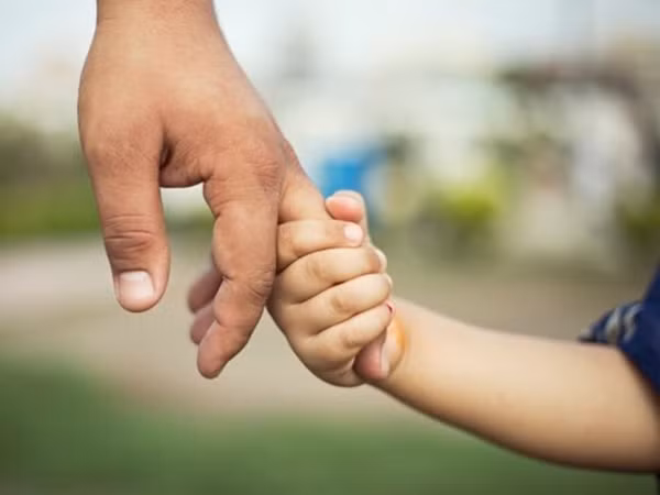 Cậu bé 2 tuổi bỏ nhà đi đã được cứu bởi một người không ai ngờ tới