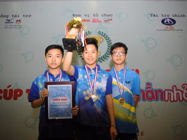 Giải bóng bàn tranh cúp tạp chí Thiên Thần Nhỏ thành công tốt đẹp 