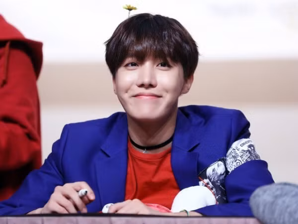 A.R.M.Y trên toàn thế giới quyên góp từ thiện nhân sinh nhật J-Hope (BTS)