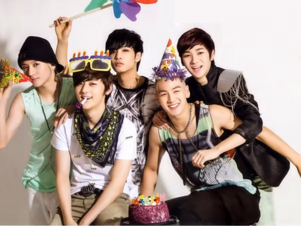 Để đền đáp tình cảm của fan, NU'EST sẽ phát hành ca khúc mới vào tuần sau 