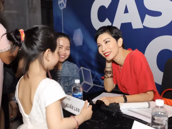 Xuân Lan chia sẻ thẳng thắn về sức ép cạnh tranh và việc mẫu nhí bị ép “chín sớm”