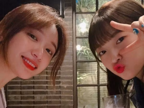 Fan hào hứng khi thấy Hani (EXID) đi "hẹn hò" với nữ thần tượng này!