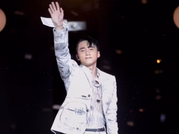 Sơn Tùng M-TP khiến fan ngất ngây với "hẹn ước" siêu ngọt ngào năm 30 tuổi