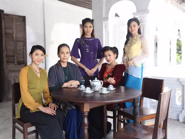 Thanh Hằng một mình "xử lí" cả Diễm My 6x lẫn Midu, Lan Khuê trong "Mẹ chồng"