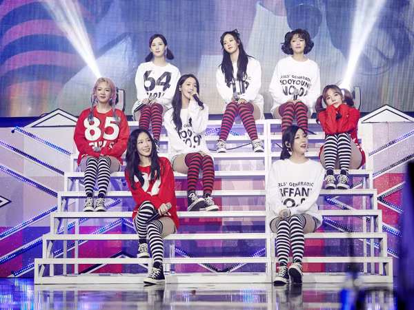 Tranh cãi quanh việc ngoại trừ EXO, không hậu bối nào tới chào hỏi SNSD tại M!Countdown
