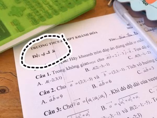 Sáng tạo như giáo viên "trường người ta", dùng chữ Ấn Độ làm mã đề khiến học sinh khóc thét