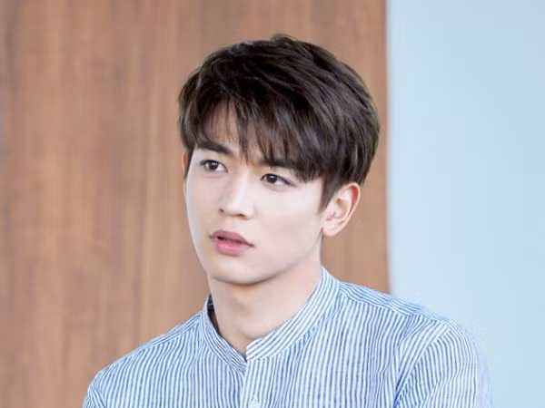 Minho (SHINee) từng bị bố dọa đuổi ra khỏi nhà vì lý do không ai ngờ đến