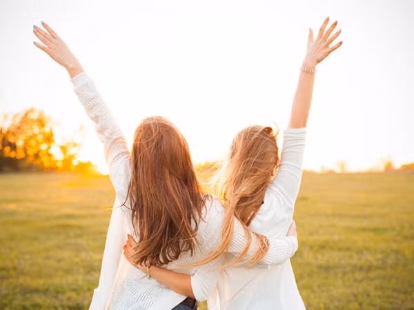 Muốn có bạn bè hào sảng tốt bụng, hãy tìm đến bốn cung Hoàng đạo này