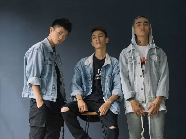 Đạt G, B Ray và Masew kể lại câu chuyện tình yêu đầy bất ngờ trong MV mới
