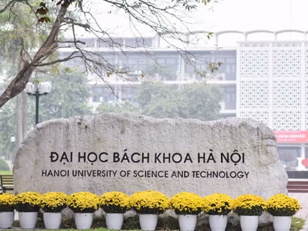 Trường đại học cho sinh viên nghỉ thêm 1 tuần phòng virus Corona