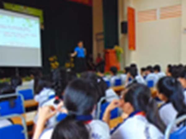 TPHCM: Nữ sinh lớp 6 ngất ở hành lang trường, sau đó tử vong