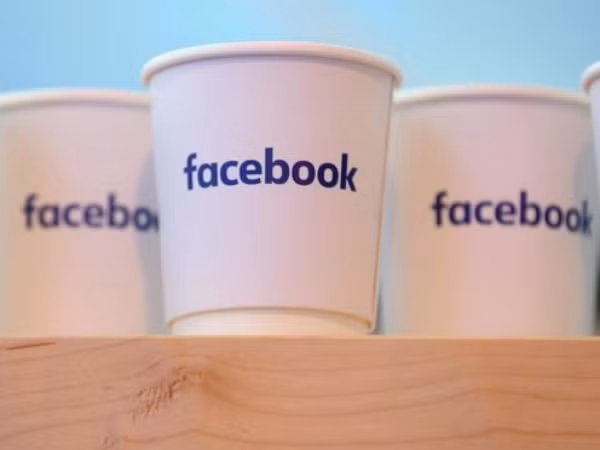 Tin hay không tuỳ bạn, Facebook đang mở rất nhiều quán cà phê hoàn toàn miễn phí