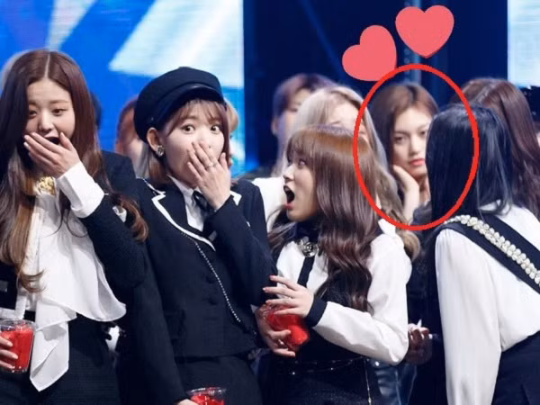Có lẽ nào hai năm nữa, IZ*ONE sẽ rơi vào cảnh bị khán giả lãng quên như I.O.I?