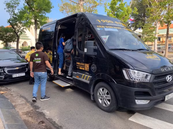 Ứng dụng đặt xe đường dài miễn phí, giảm giá cho sinh viên toàn quốc