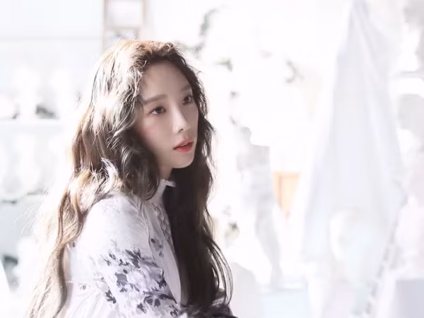 Chẳng cần quảng bá rầm rộ, "Four Seasons" của Taeyeon vẫn "diệt gọn" các BXH