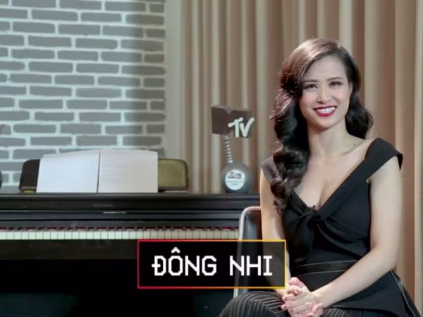 Đông Nhi được chọn là "Nghệ sĩ nổi bật nhất tháng 7" trên kênh truyền hình quốc tế MTV Asia