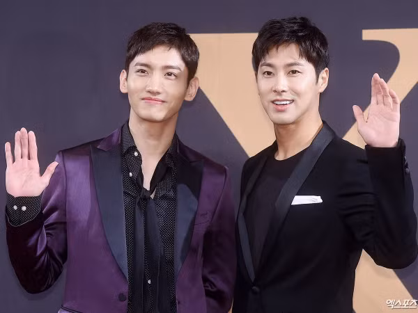 TVXQ - bao năm rồi vẫn là “Những vị thần phương Đông” huyền thoại