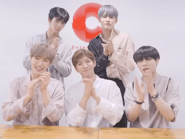 CIX hi vọng fan Việt có thể học fanchant khi nhóm đến Việt Nam biểu diễn