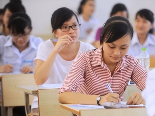 Thi THPT QG 2018: Sẽ ra sao nếu sau 5 phút làm bài mà đề thi bị nhoè hay rách?
