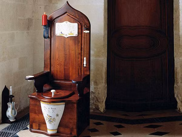Ngạc nhiên trước 5 chiếc toilet đắt giá nhất hành tinh
