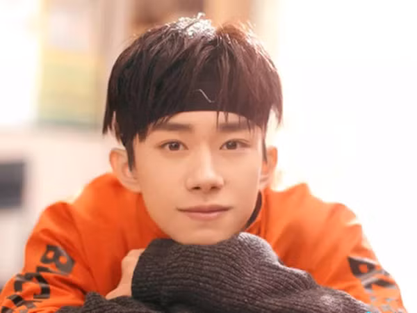 Ôn thi ĐH chưa đầy 2 tháng, Dịch Dương Thiên Tỉ (TFBOYS) vẫn đạt điểm cao chót vót