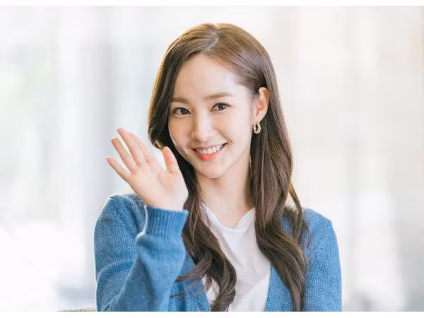 Đoán xem Park Min Young nói gì trước thành công bất ngờ của “Thư ký Kim”?