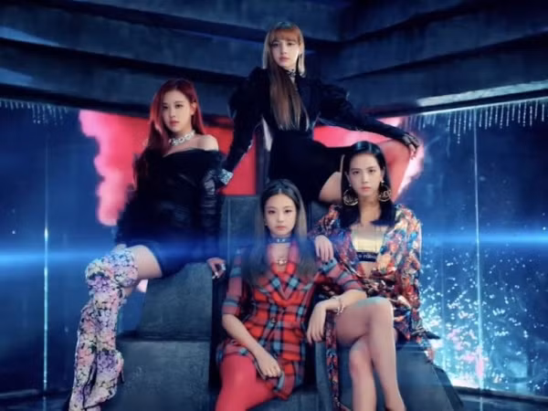 Giật mình khi biết ý nghĩa ấn giấu sau một cảnh quay MV ''Ddu-Du Ddu-Du'' (BLACKPINK)