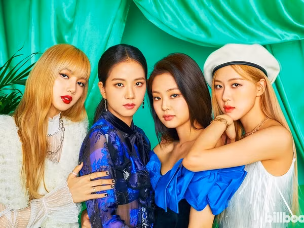 Đâu chỉ có fan bức xúc, đến Jisoo cũng buồn vì Black Pink quá lâu chưa comeback