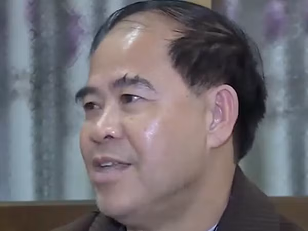 Vụ hiệu trưởng lạm dụng tình dục nhiều nam sinh: Khởi tố thêm tội danh mới