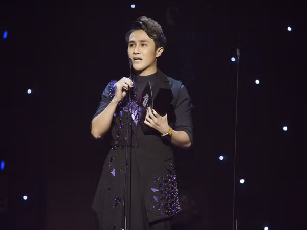 Huỳnh Lập đoạt giải truyền cảm hứng tại lễ trao giải "Metub WebTVAsia Awards 2019"