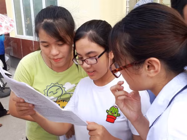 Thi THPT QG 2018: Thí sinh chỉ có 10 phút để chuyển tiếp "nhập" môn thi thành phần