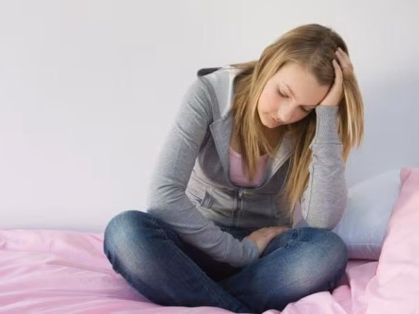 Lớp học giới tính: Những nhầm lẫn giữa thuốc tránh thai và mụn
