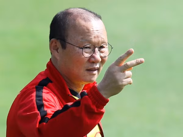 Tuyển Việt Nam và U23 cùng hội quân trước trận gặp Thái Lan