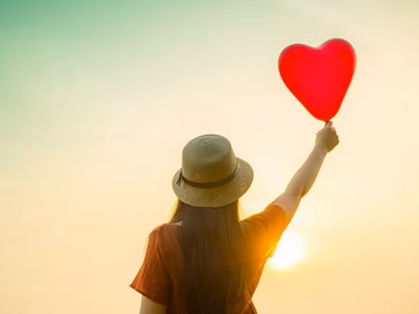 Bật mí sự thay đổi bất ngờ của 12 chòm sao khi yêu thật lòng
