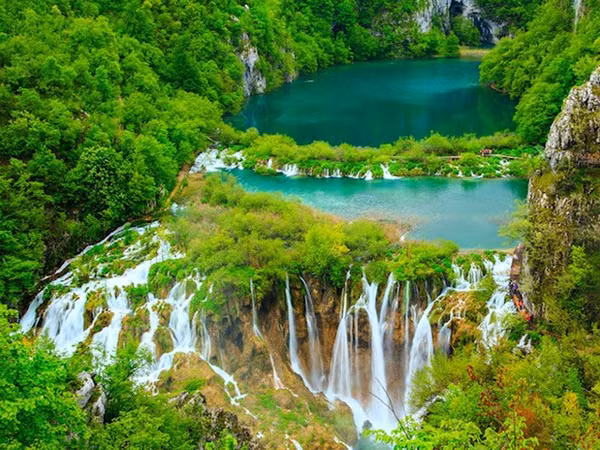Nín thở trước cảnh đẹp mê ly tại 10 điểm du lịch nổi tiếng của Croatia
