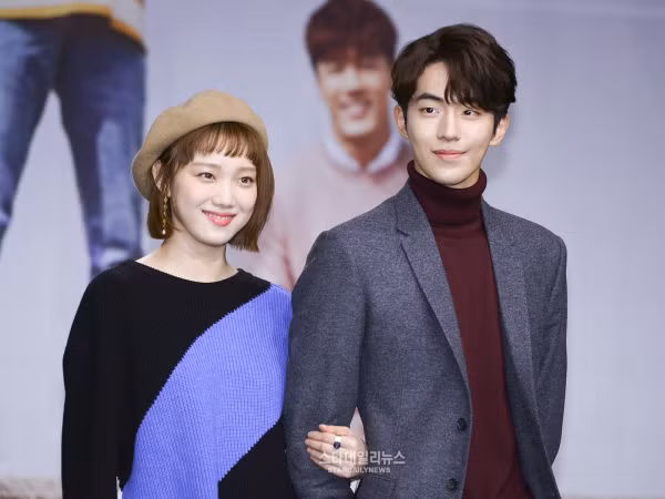 Không thể tin nổi, Lee Sung Kyung và Nam Joo Hyuk đã quyết định chia tay trong lặng lẽ