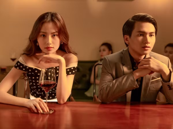 "Thả xích" MV mới! Nhưng ơ kìa, "Ngừng Mơ" lại xuất hiện đến hai Nguyễn Trọng Tài?