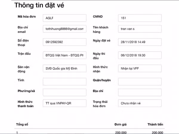 Người hâm mộ bất ngờ đặt được vé bóng đá online vào chiều nay ngày 28/11