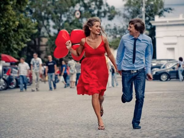 Giúp bạn mix đồ hoàn hảo cho buổi hẹn hò ngày Valentine