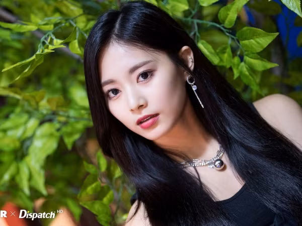 Không riêng gì Tzuyu (TWICE), ai cũng bất ngờ khi nghe câu hỏi này của người Hàn