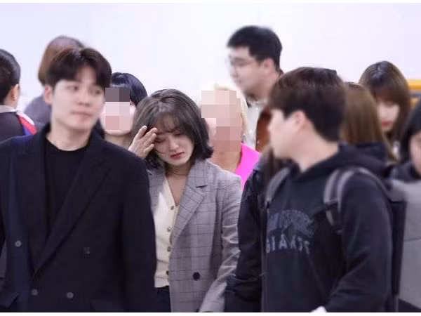 Fan xót xa khi thấy Jihyo (TWICE) bật khóc vì dính vào scandal của Jung Joon Young