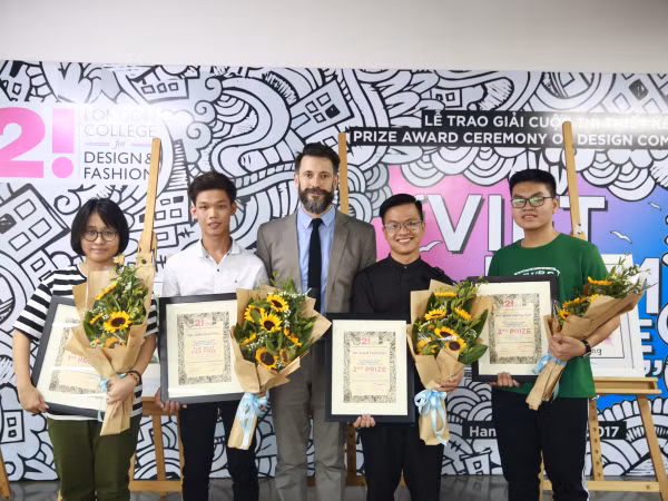 Trao giải cuộc thi tìm kiếm tài năng thiết kế trẻ "Việt Nam - nơi tôi sống 2017"