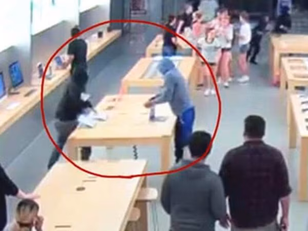 Apple thuê cảnh sát bảo vệ cửa hàng sau hàng loạt vụ trộm iPhone