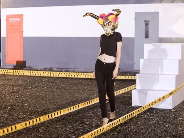 Cuối cùng thì The Face cũng chịu cho thí sinh thử thách catwalk... và là catwalk siêu khó