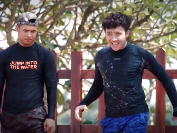 "Running Man" bản Việt chính thức "nhá hàng" cuộc chiến xé bảng tên đầy hài hước