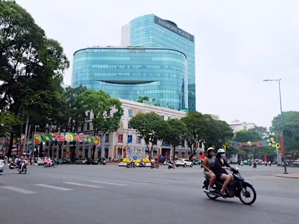 Chùm ảnh bình yên hiếm hoi của Sài Gòn trong ngày cuối cùng của năm 2016