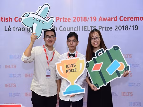 Kì thi IELTS - Khi điểm số cũng “xếp sau” quá trình phát triển bản thân 